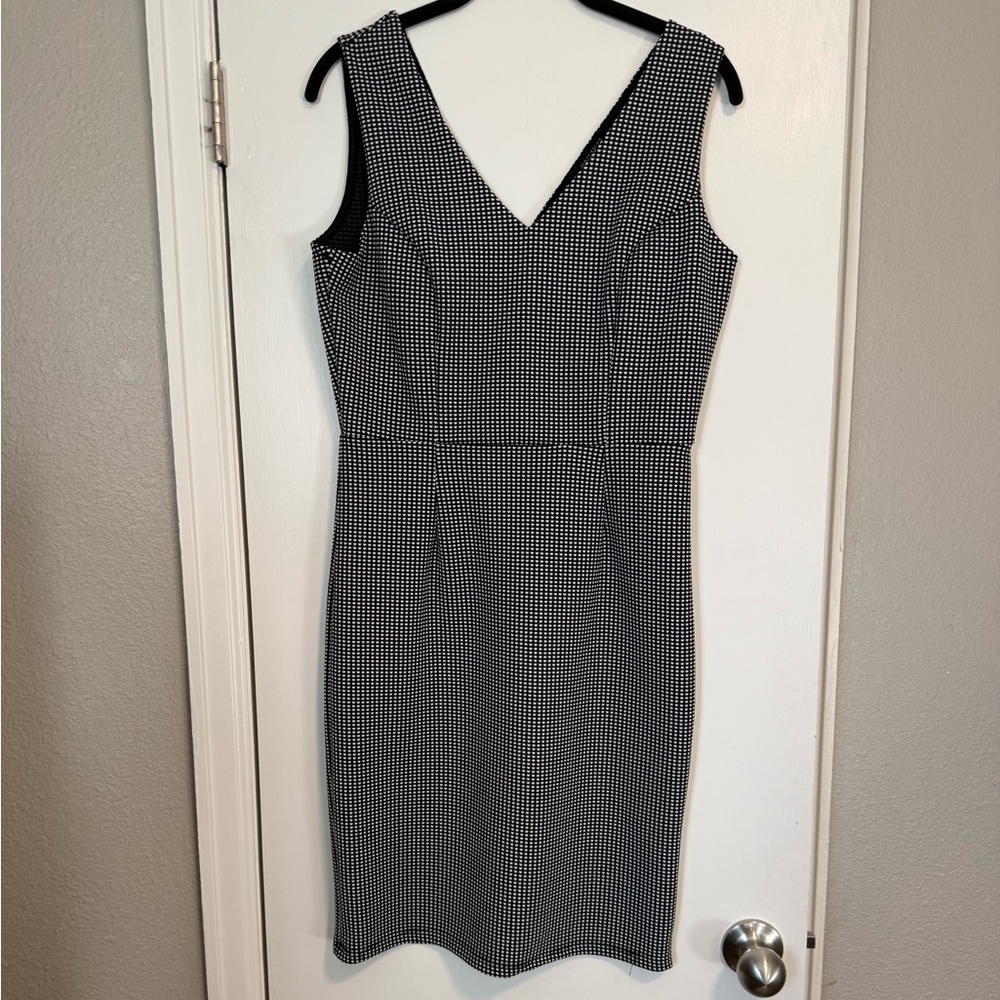 Chic Black and White Mini Dress